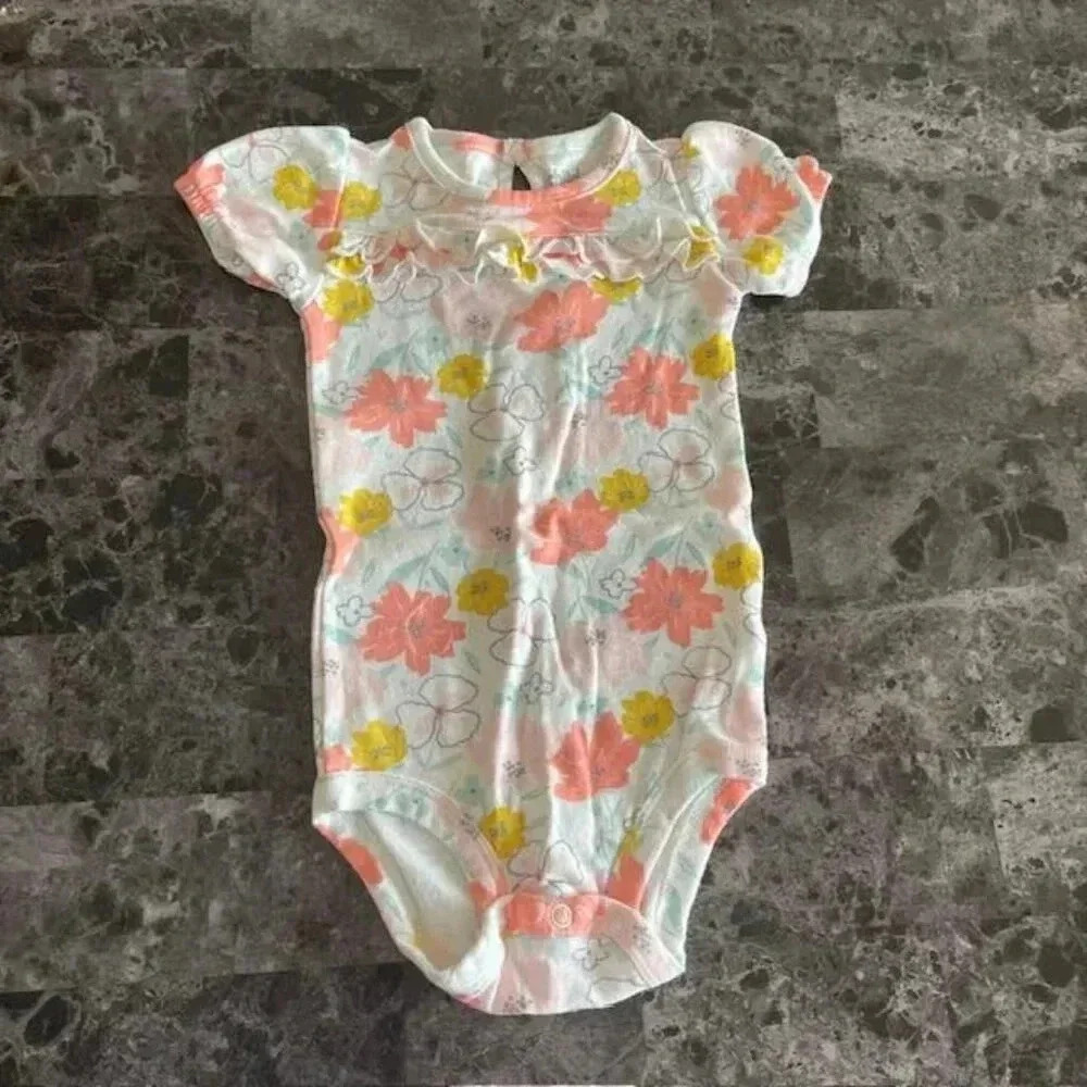Child of Mine by Carter's baby girl bodysuits Floral pattern all over Size 12 mo